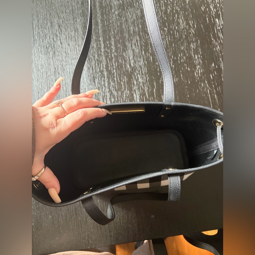 Michael Kors Black & White Buffalo Check Tote (NEW without Tags) - Picture 4 of 4